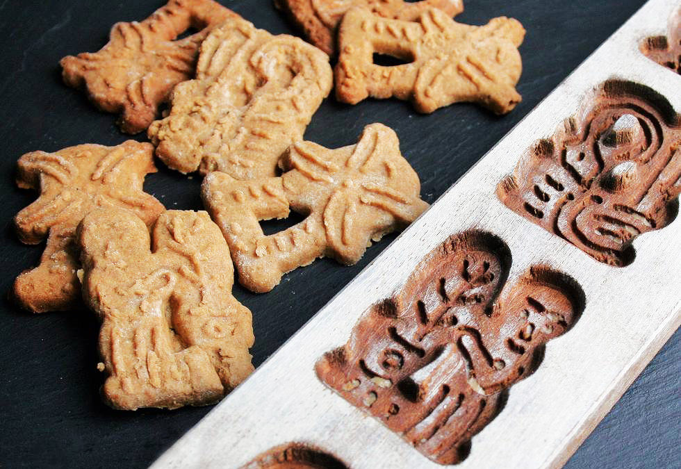 Waar komt  de vorm van speculaasjes vandaan?