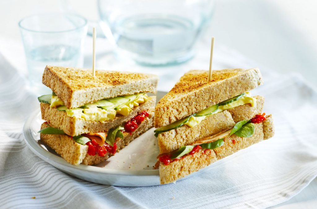 Vrolijke clubsandwich