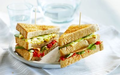 Vrolijke clubsandwich